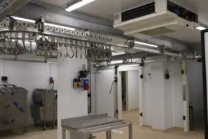 Sliding Meat Rails in Cold Room | MTCSS