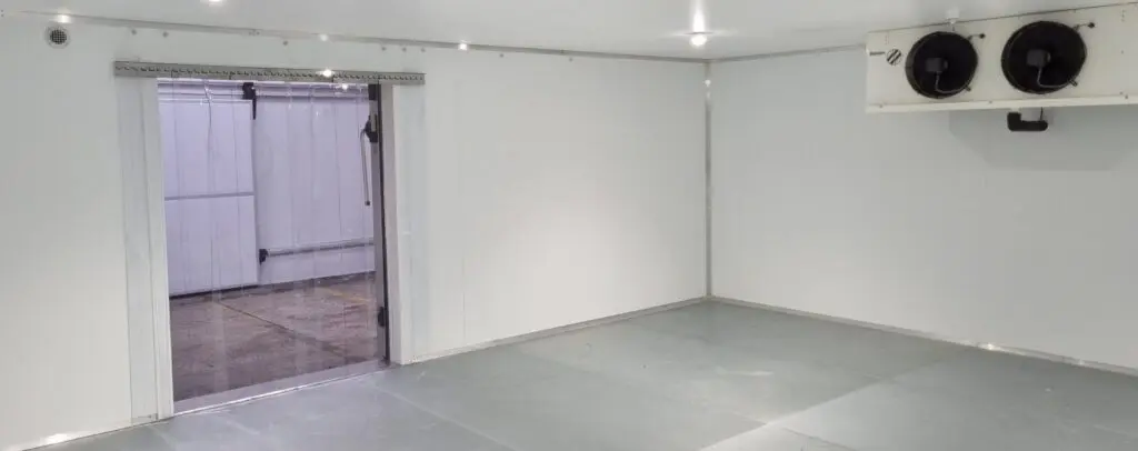 Walk-In Freezer with Sliding Cold Room Door | MTCSS